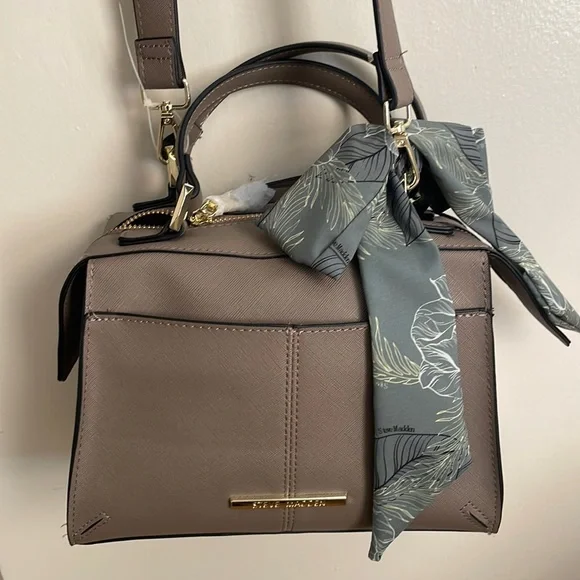 Steve Madden Bags Steve Madden Crossbody Bag With Accessory
